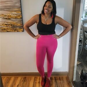 Zenana Outfitters Pink High-Waisted Leggings